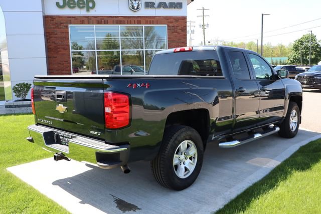 Used 2018 Chevrolet Silverado 1500 LT AWD/4WD image 34