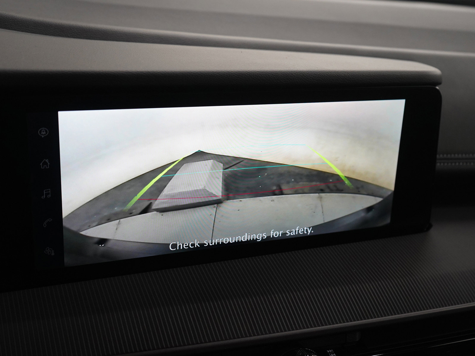 Used 2025 Nissan Murano SV image 21