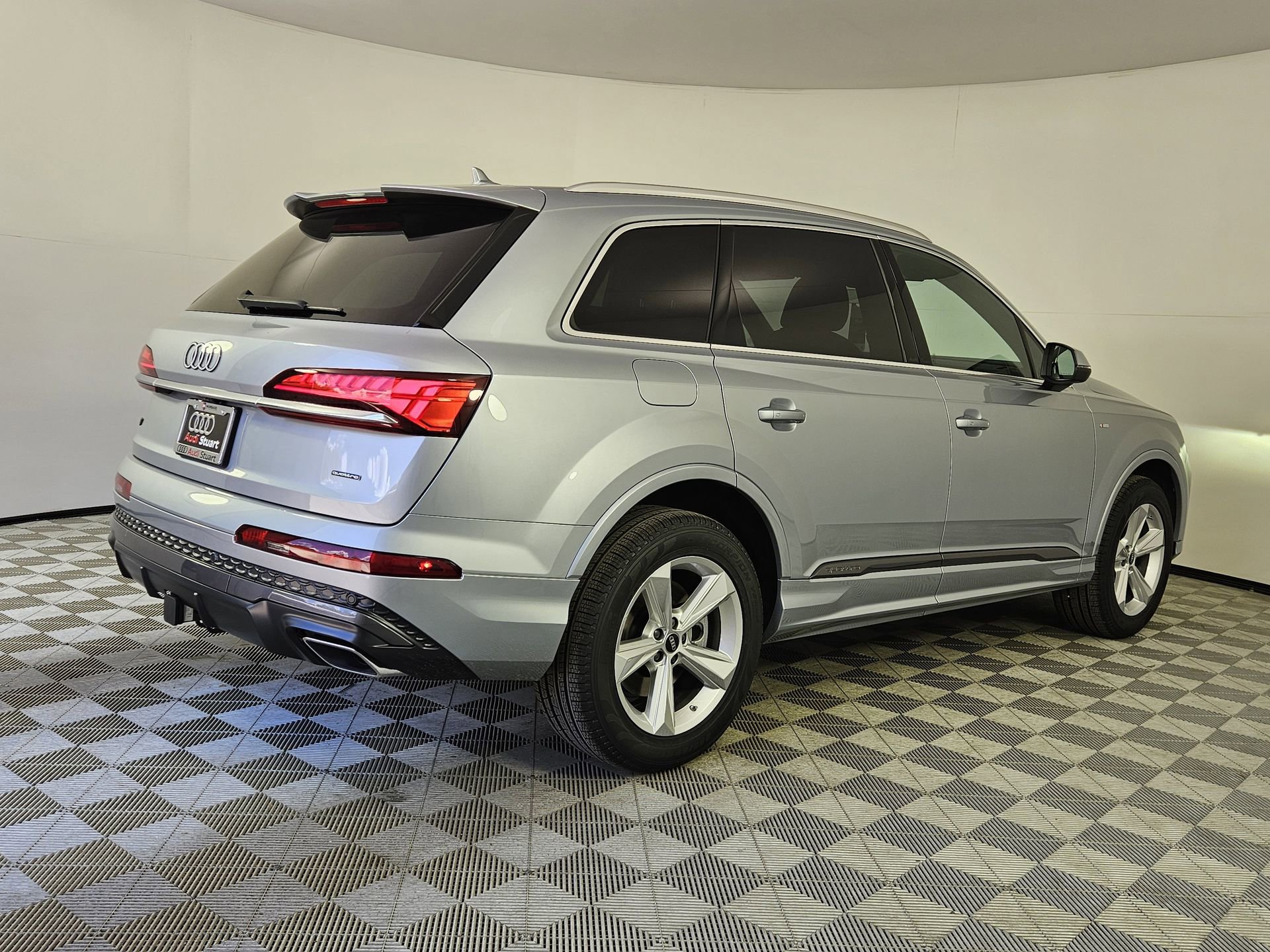 New 2026 Audi Q7 3.0T Premium AWD/4WD image 7