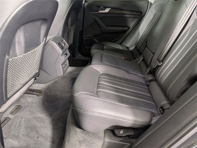 Used 2021 Audi Q5 e Premium Plus image 28