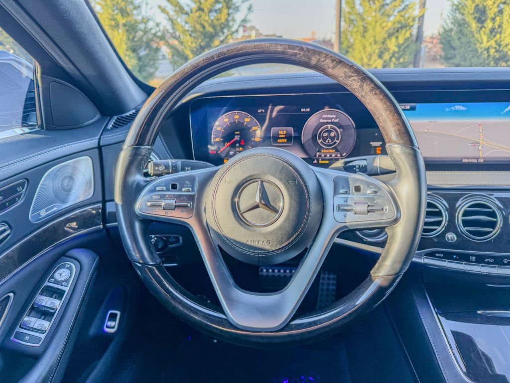 Used 2019 Mercedes-Benz S 560 Sedan image 11