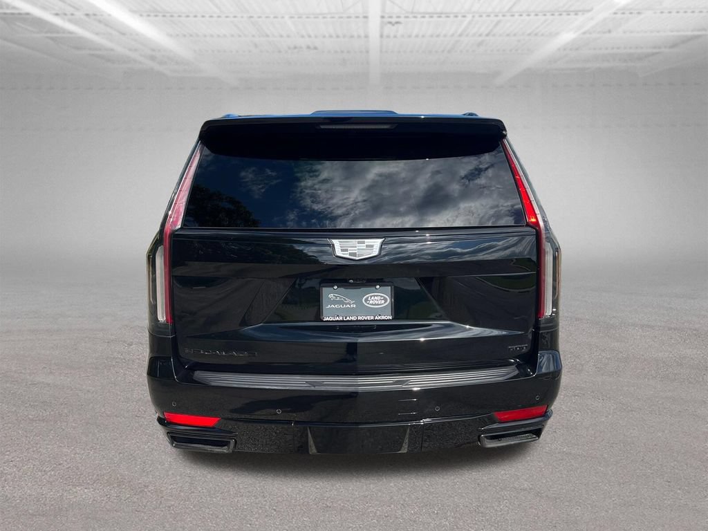 Used 2023 Cadillac Escalade Sport w/ LPO, ONYX Package AWD/4WD image 4