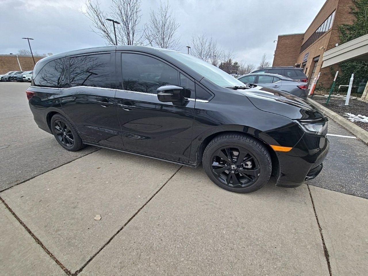 Certified 2023 Honda Odyssey Sport image 7