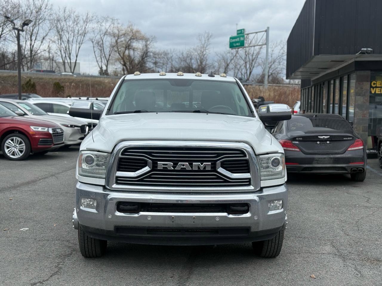 Used 2018 RAM 3500 Laramie Longhorn image 16
