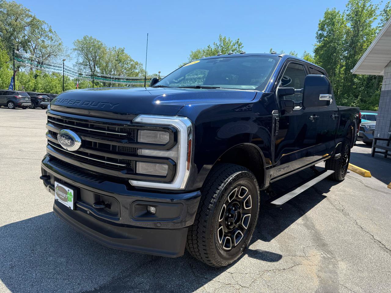Used 2025 Ford F250 Platinum w/ FX4 Off-Road Package AWD/4WD image 7