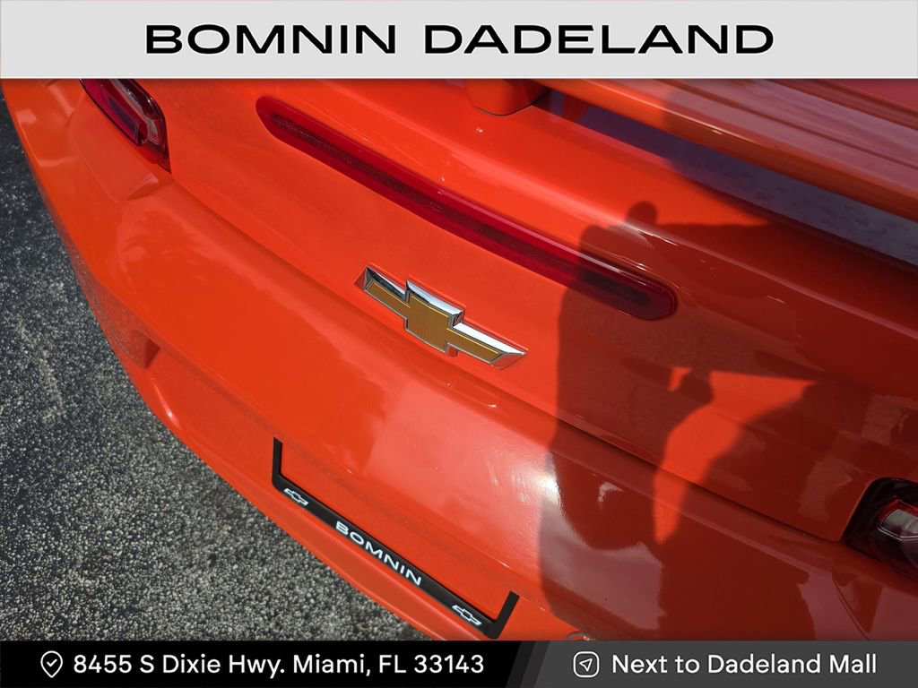 Used 2021 Chevrolet Camaro LT image 7