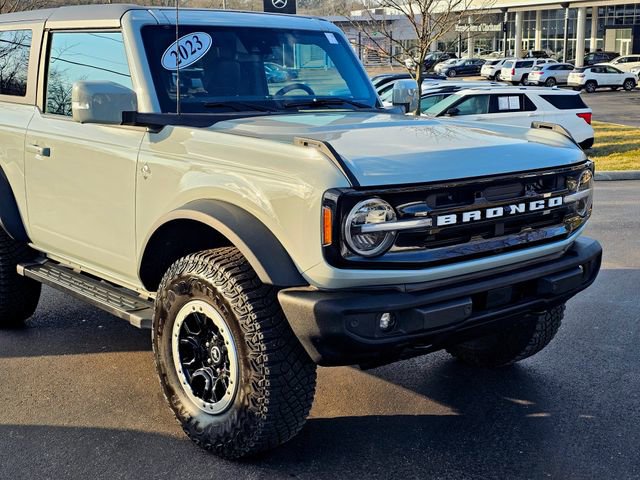 Used 2023 Ford Bronco Outer Banks w/ Sasquatch Package image 2
