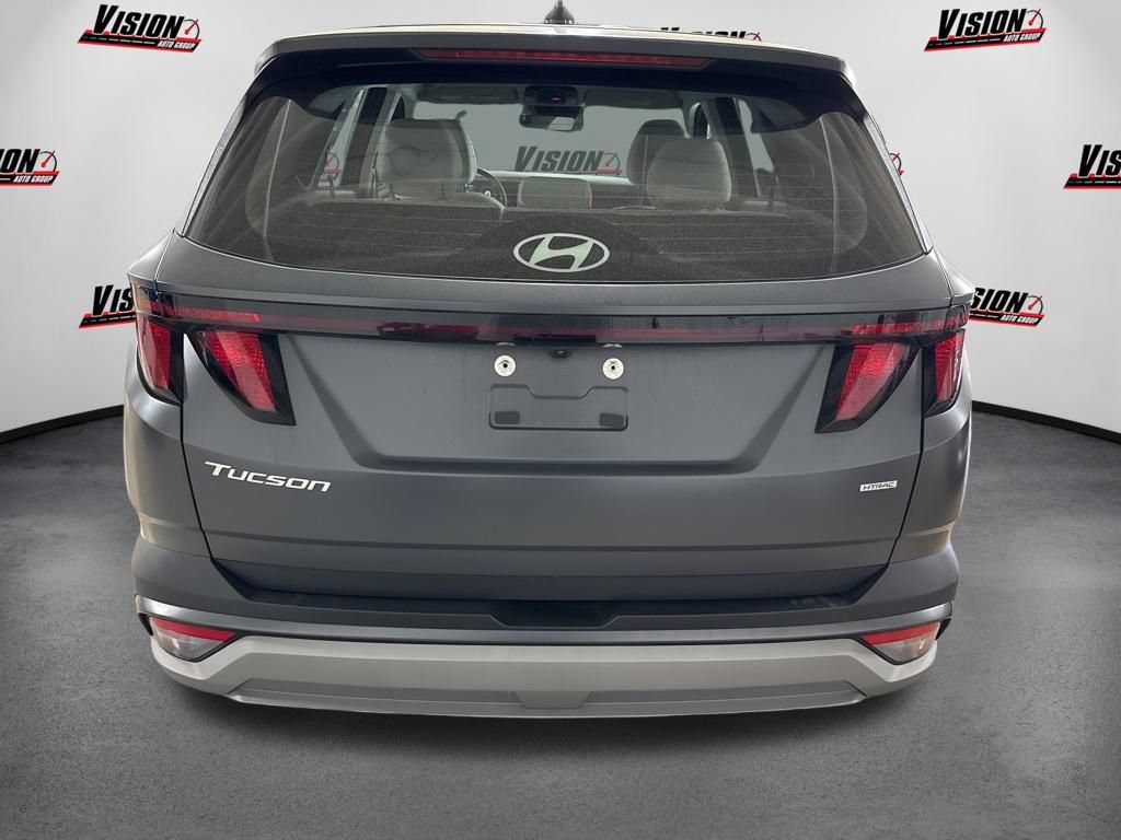 Used 2025 Hyundai Tucson SE AWD/4WD image 6