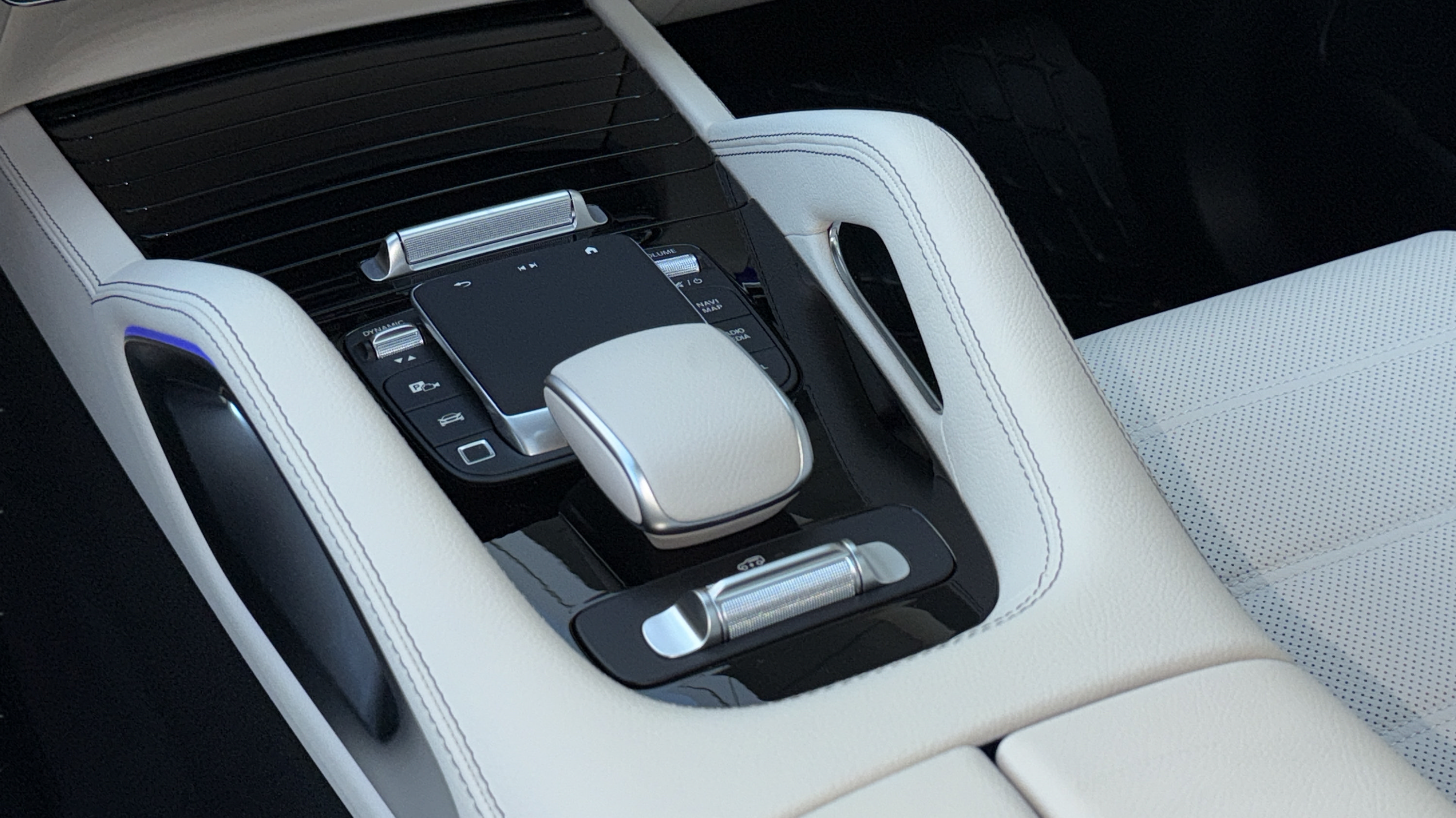 Certified 2026 Mercedes-Benz GLS 450 4MATIC image 38
