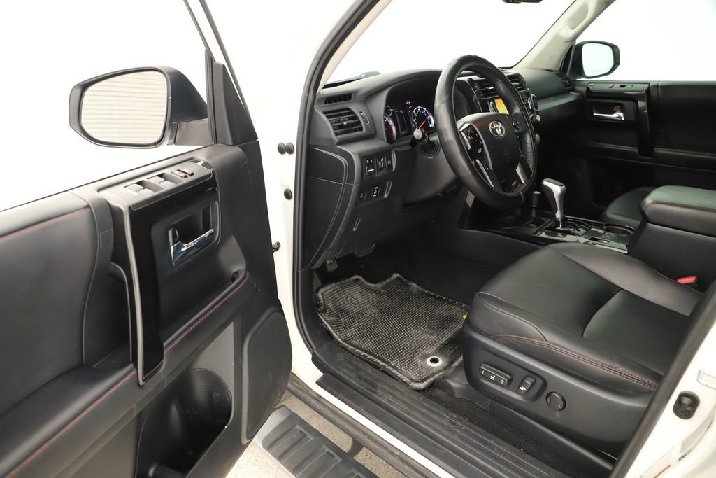 Used 2021 Toyota 4Runner TRD Off-Road Premium w/ Moonroof Package AWD/4WD image 14