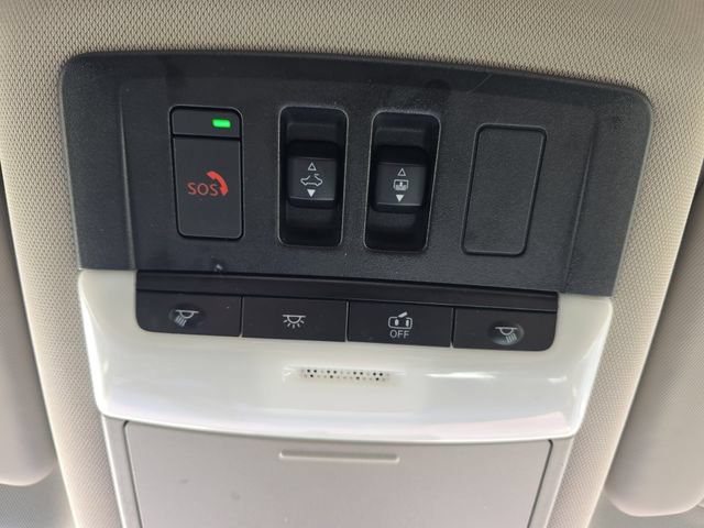 Used 2023 Nissan Rogue SV w/ SV Premium B Package FWD image 34