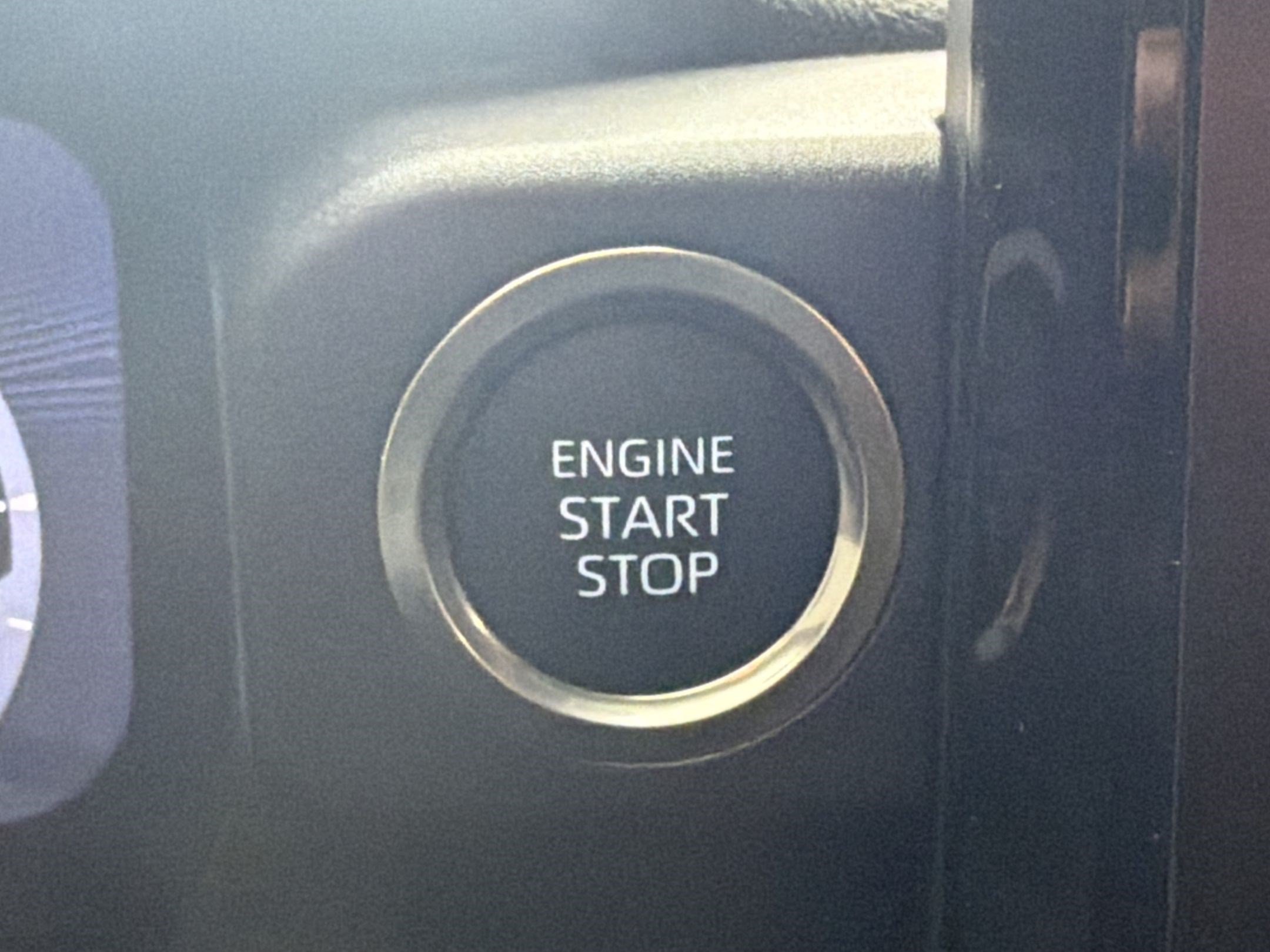 Used 2026 Toyota 4Runner Limited AWD/4WD image 17