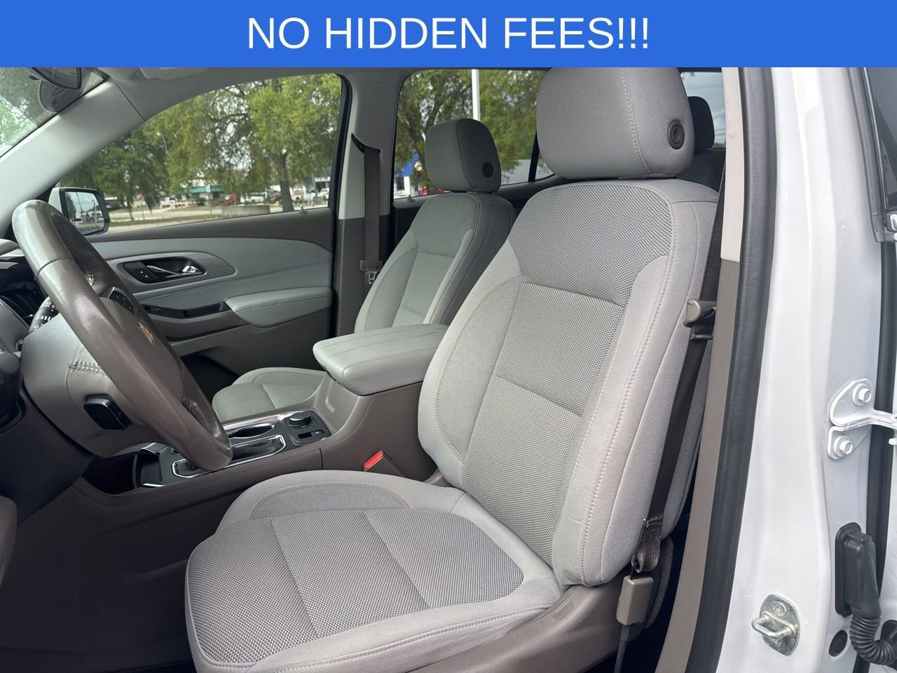 Used 2020 Chevrolet Traverse LT image 22