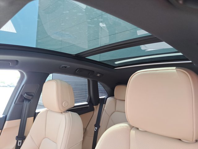 New 2026 Porsche Macan image 35