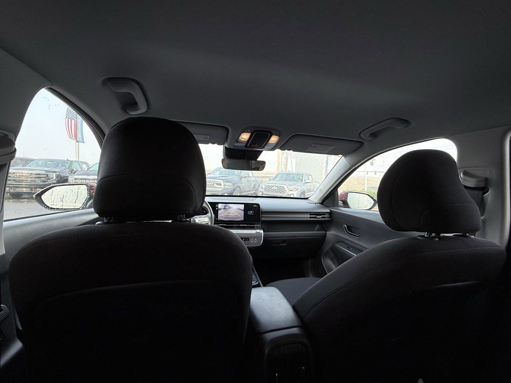 Used 2024 Hyundai Kona SEL image 27