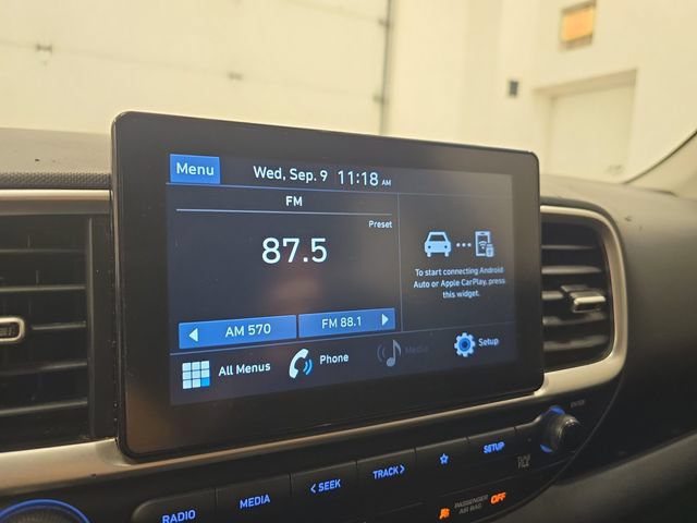 Used 2021 Hyundai Venue SE FWD image 22