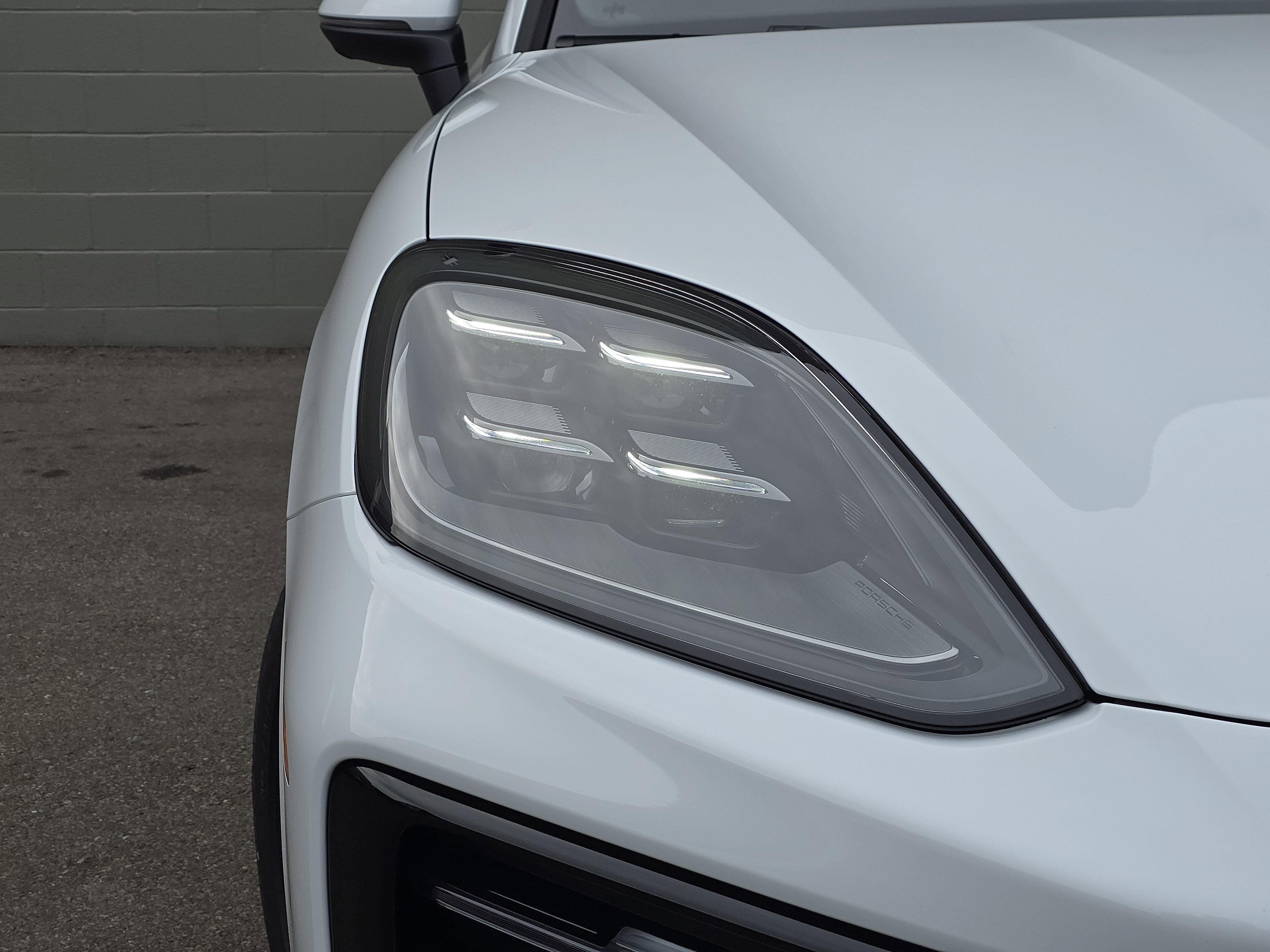 New 2026 Porsche Cayenne Coupe image 11