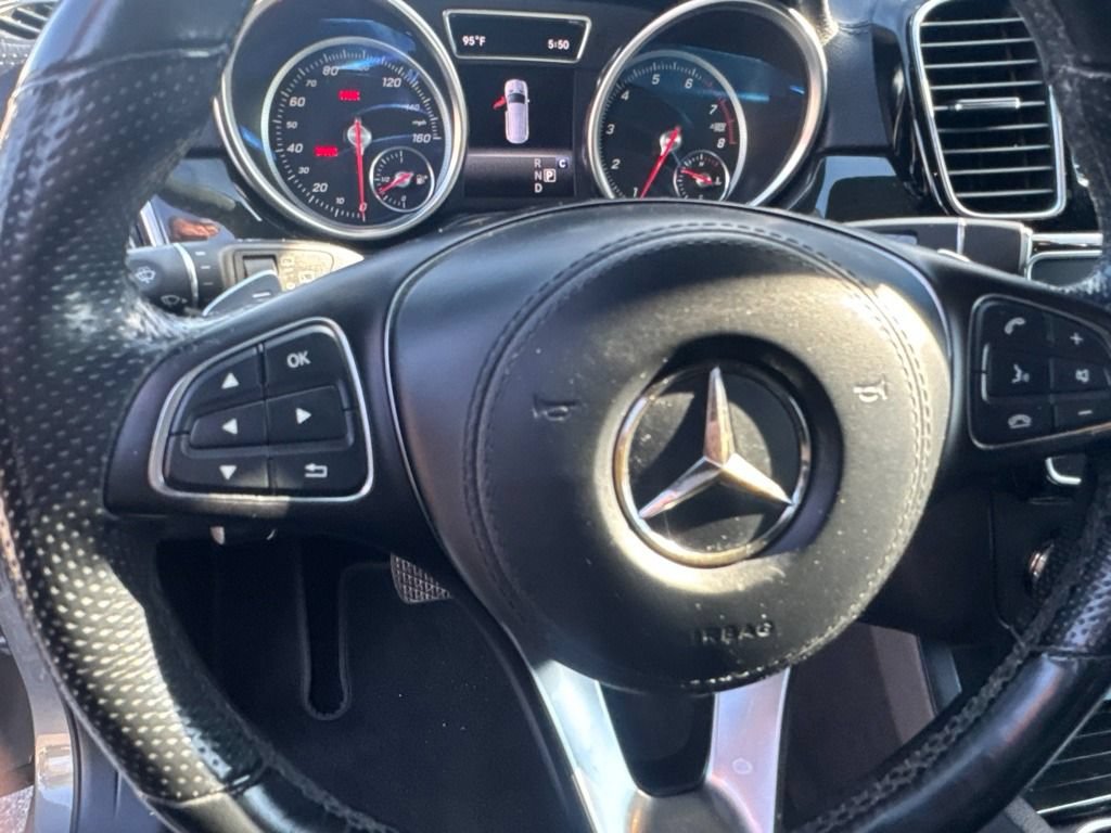 Used 2018 Mercedes-Benz GLS 450 4MATIC image 4