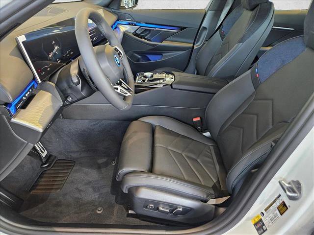 Used 2026 BMW i5 M60 RWD image 15