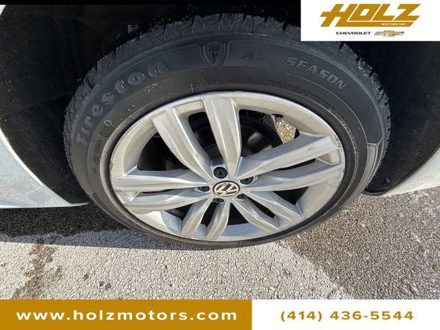 Used 2018 Volkswagen Passat 2.0T SE image 33