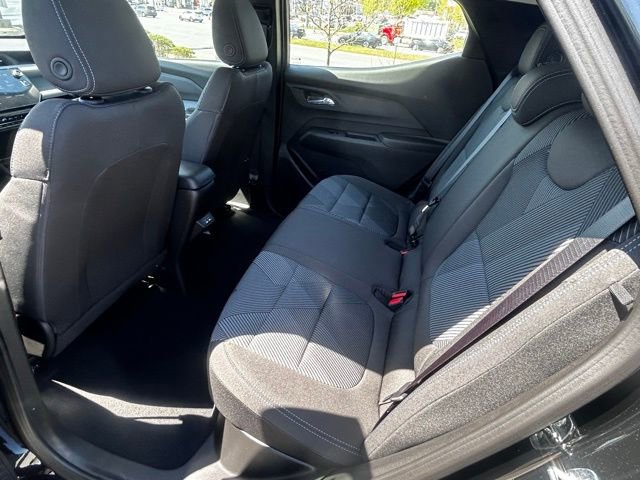 New 2027 Chevrolet Bolt LT w/ Comfort Package FWD image 15