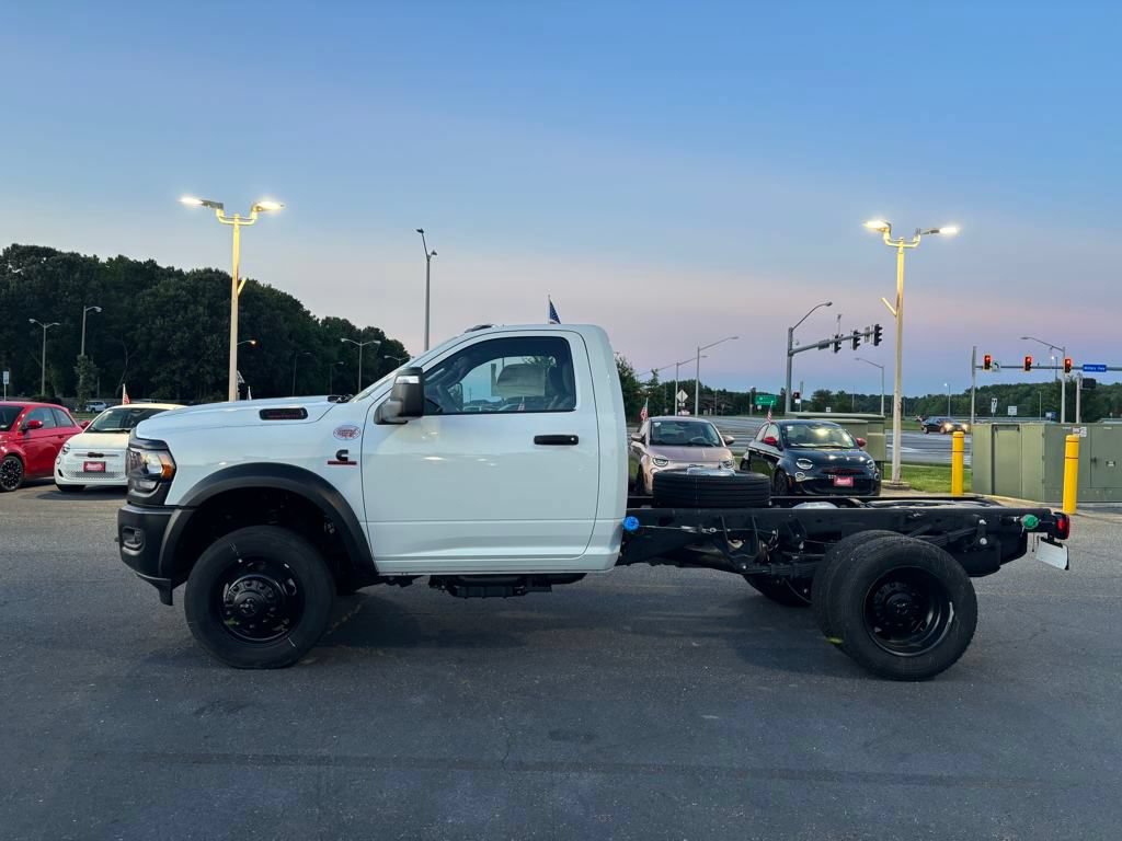 New 2024 RAM 5500 Tradesman w/ Safety Group AWD/4WD image 2
