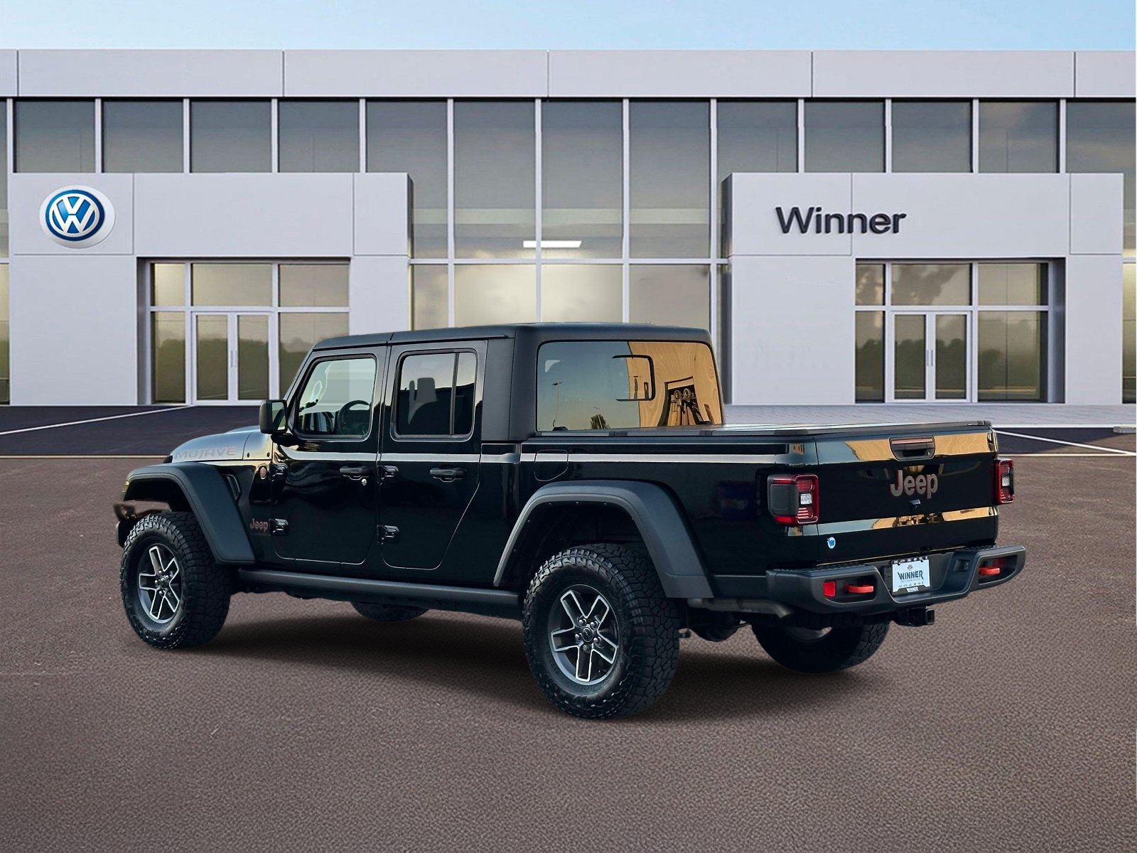 Used 2024 Jeep Gladiator Mojave AWD/4WD image 3