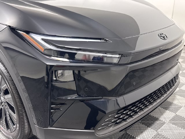 New 2026 Toyota C-HR AWD/4WD image 12