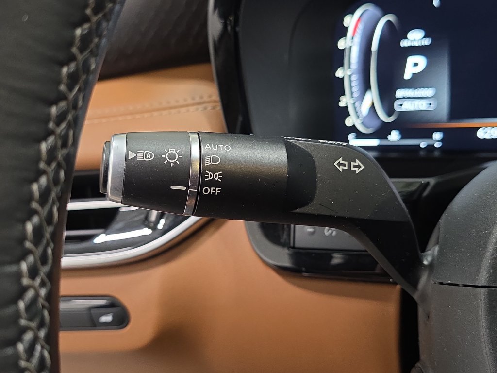 Certified 2023 INFINITI QX60 Sensory w/ Vision Package AWD/4WD image 22