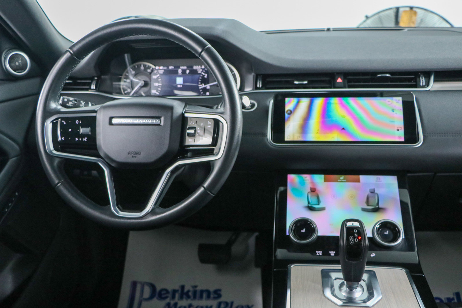 Used 2023 Land Rover Range Rover Evoque S image 17