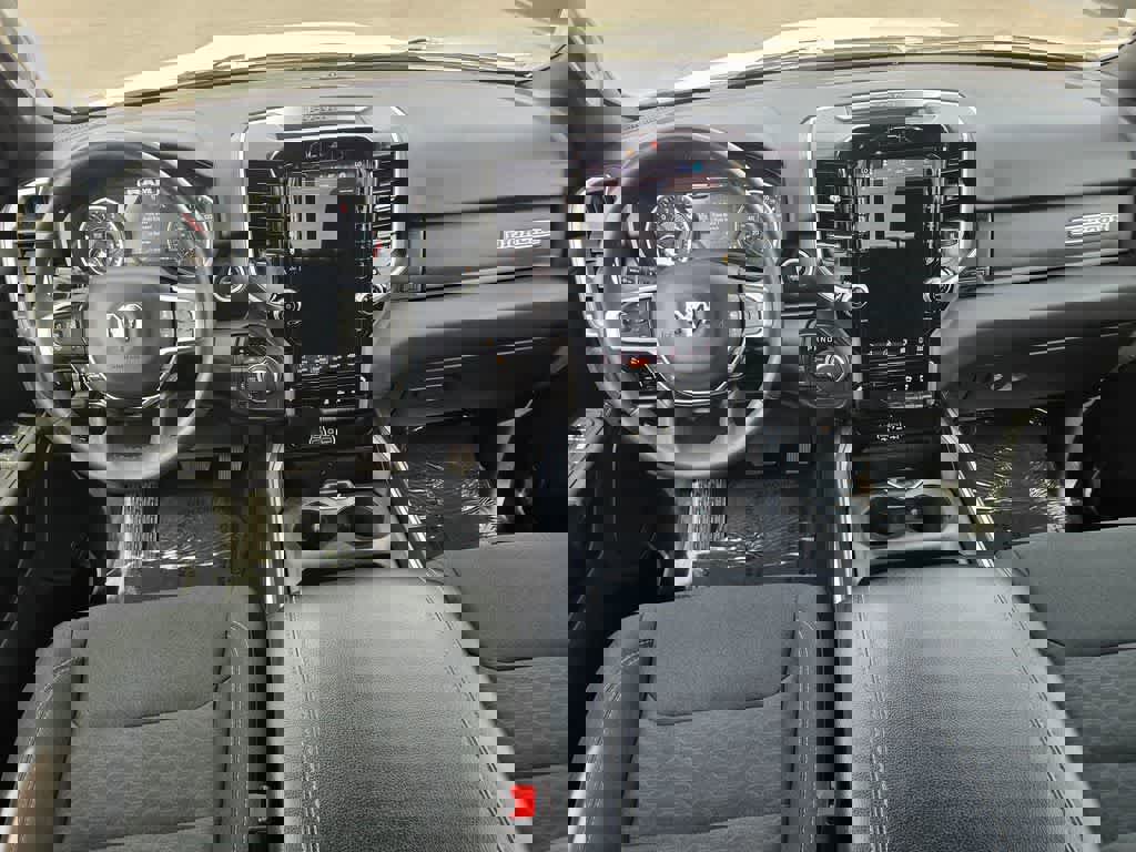 Used 2025 RAM 1500 Big Horn image 9