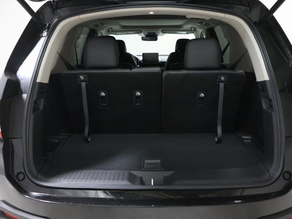 New 2025 Honda Pilot Touring image 17