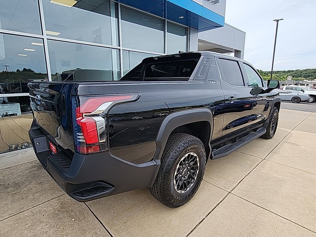 New 2026 Chevrolet Silverado EV Trail Boss image 8