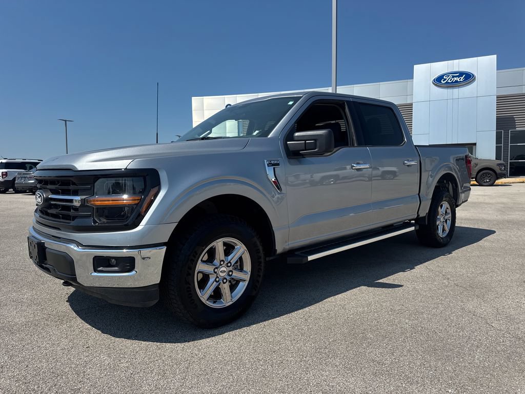 Used 2025 Ford F150 XLT w/ Equipment Group 301A Standard AWD/4WD image 2
