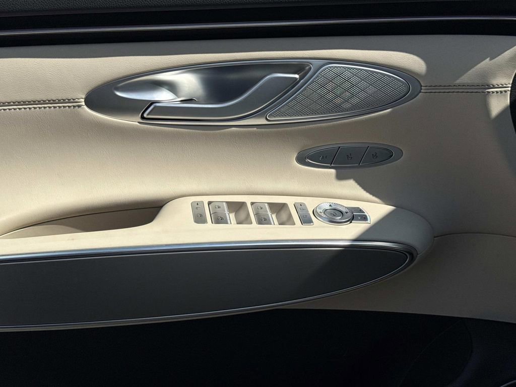 New 2026 Genesis GV70 2.5T Select image 23