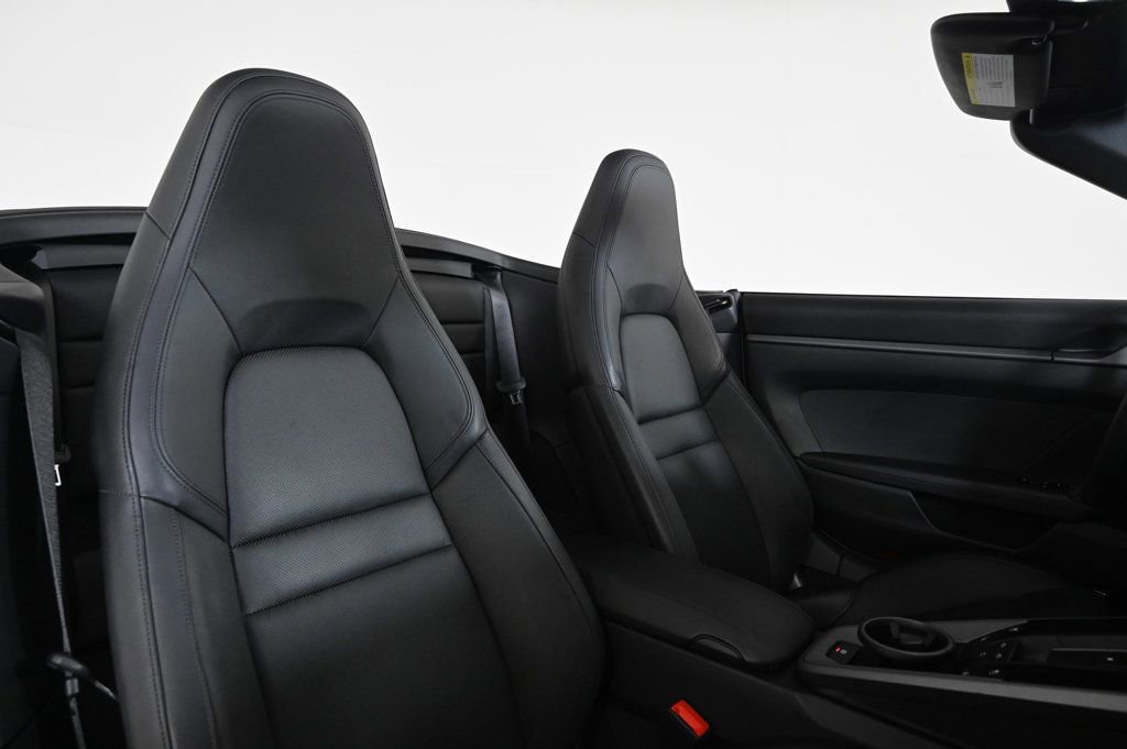 Certified 2023 Porsche 911 Carrera image 18