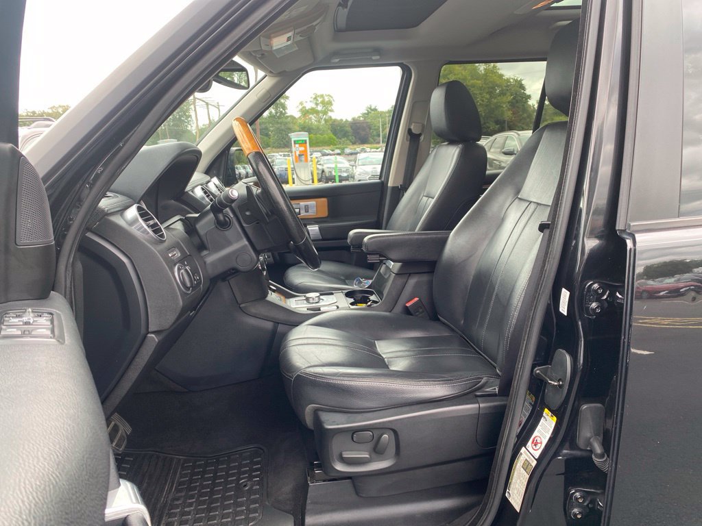Used 2015 Land Rover LR4 HSE AWD/4WD image 13
