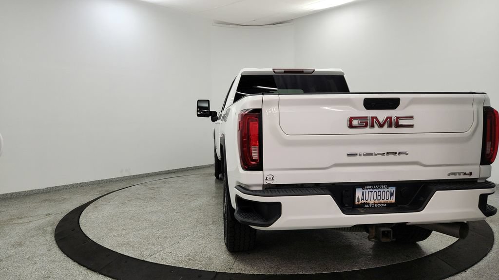 Used 2021 GMC Sierra 2500 AT4 AWD/4WD image 4