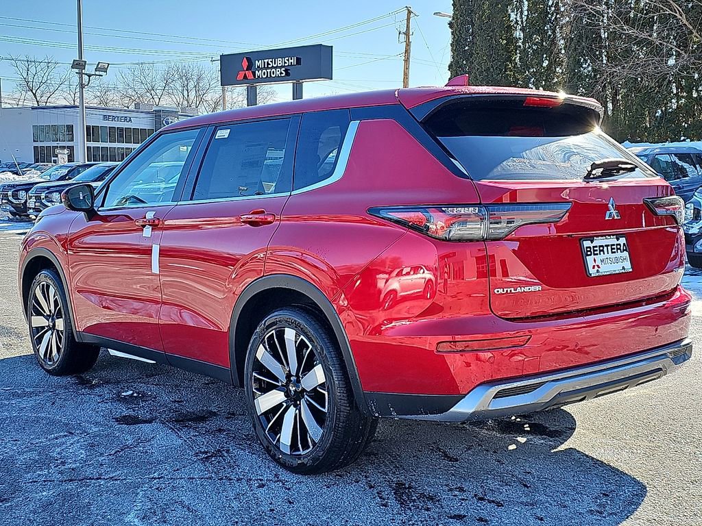 New 2026 Mitsubishi Outlander SE image 3