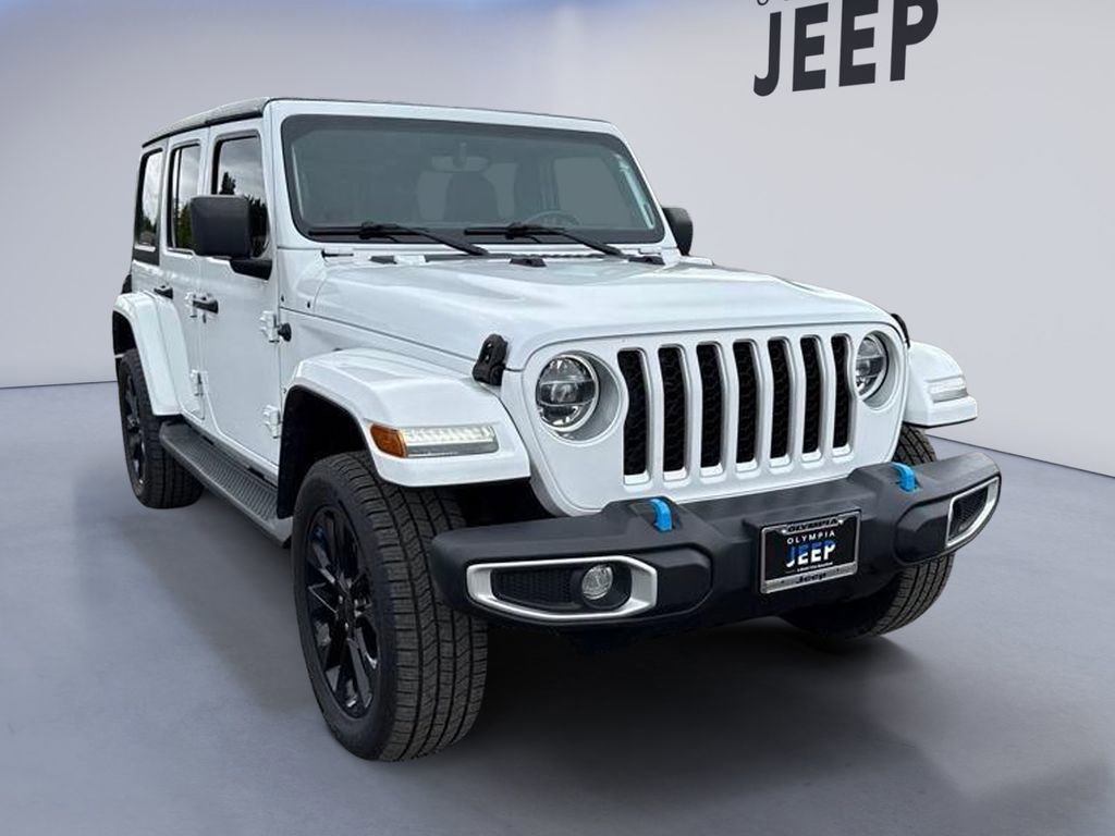 Certified 2022 Jeep Wrangler Unlimited Sahara w/ Cold Weather Group image 13