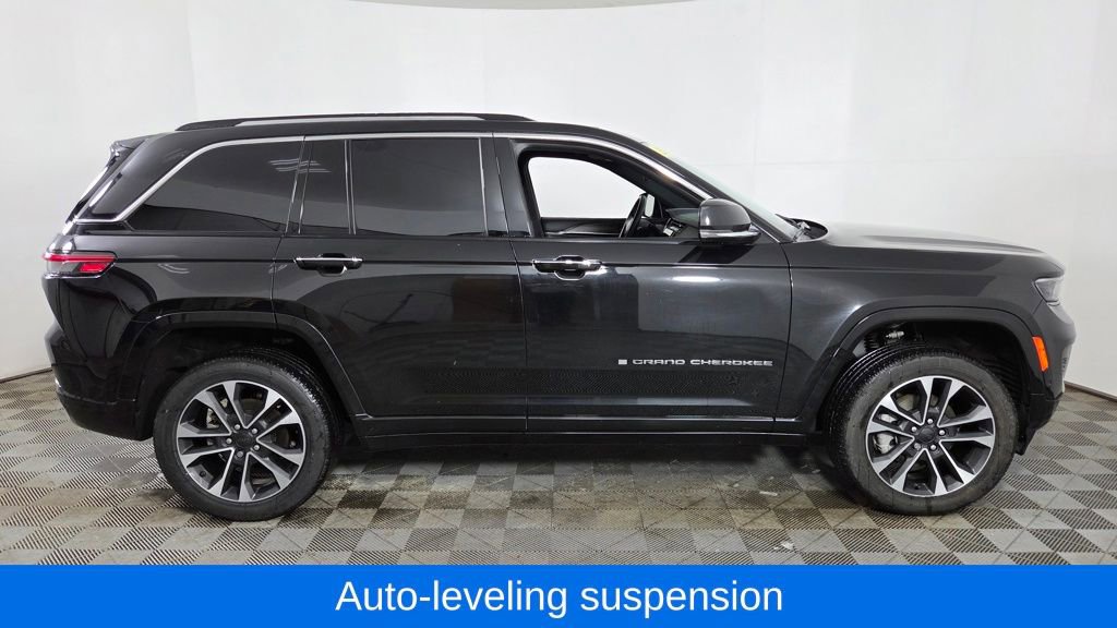 Used 2022 Jeep Grand Cherokee Overland w/ Luxury Tech Group IV image 9