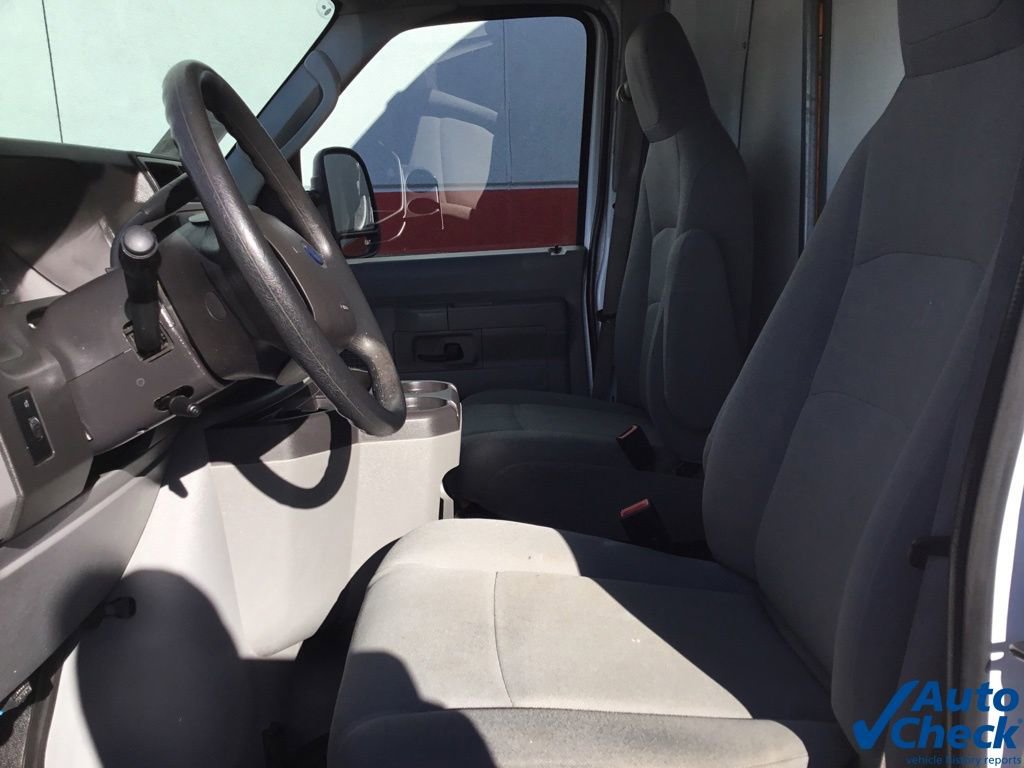 Used 2016 Ford E-350 and Econoline 350 Super Duty image 21