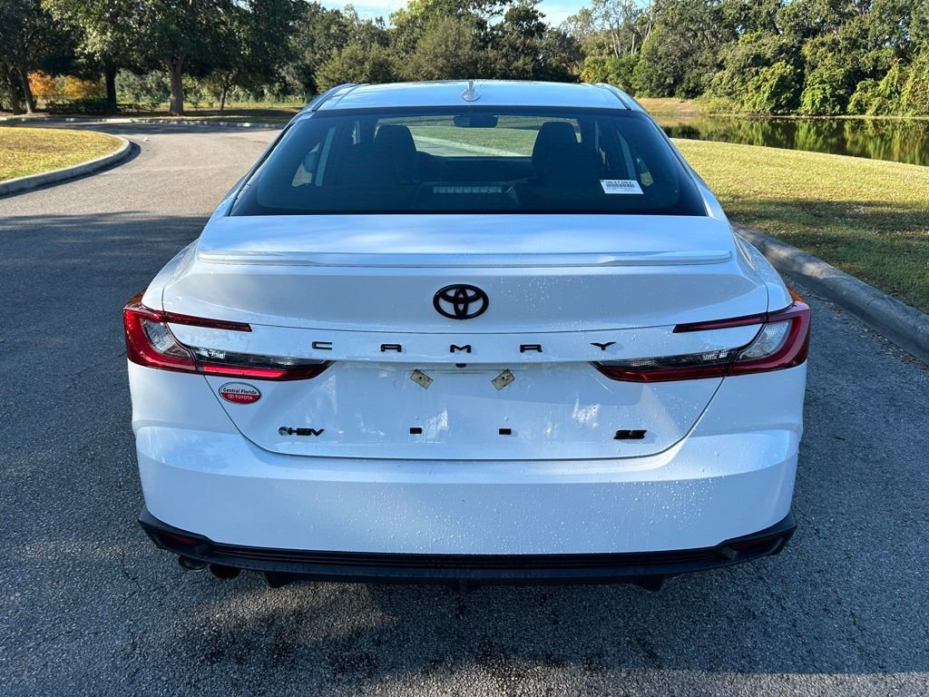 Certified 2025 Toyota Camry SE image 4