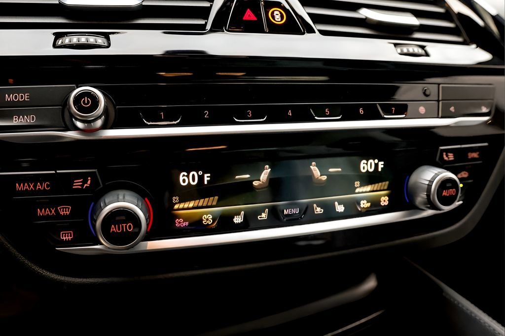 Used 2022 BMW M5 w/ Competition Package AWD/4WD image 52