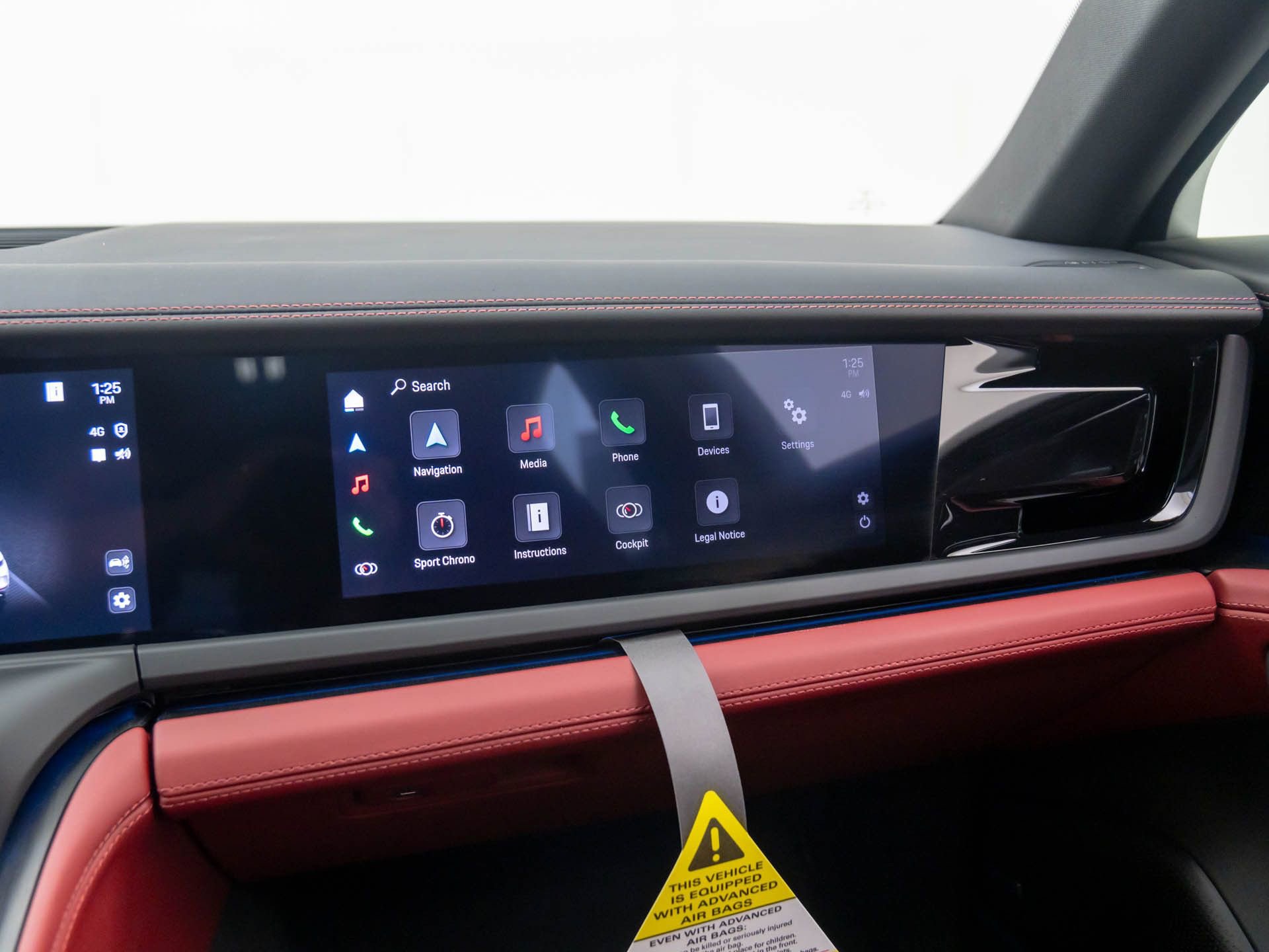 New 2025 Porsche Panamera 4 image 31