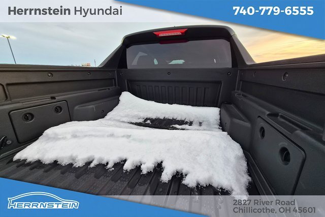 Certified 2024 Hyundai Santa Cruz SE image 30