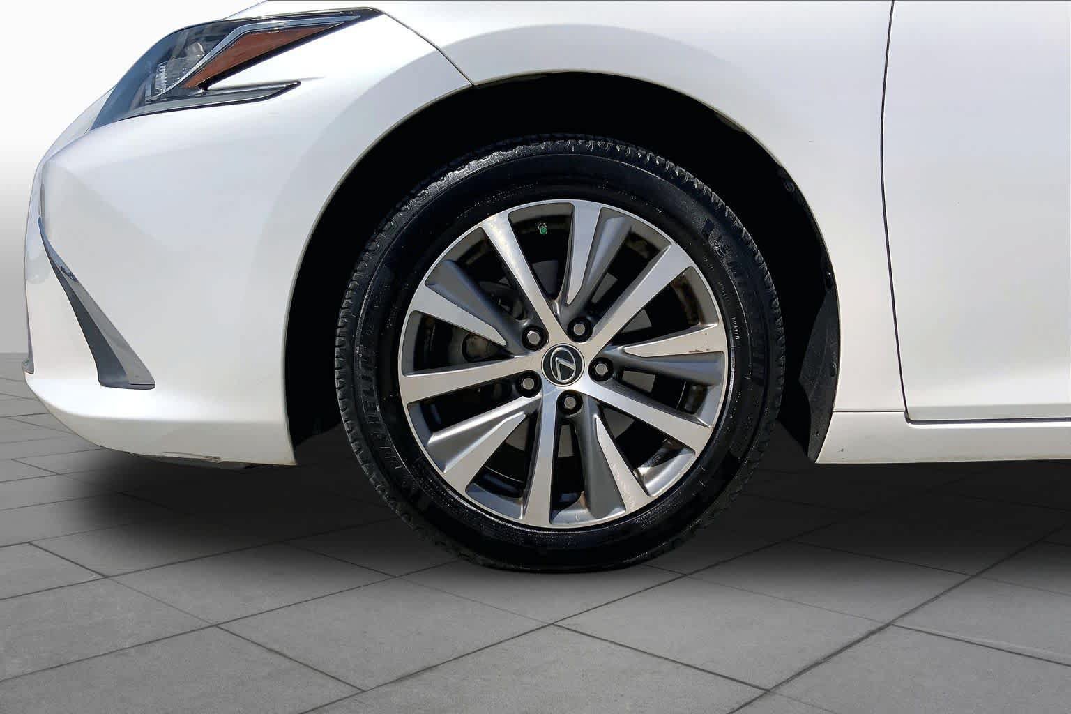 Used 2019 Lexus ES 350 FWD image 11