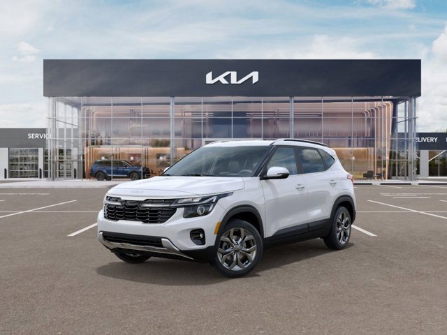 New 2024 Kia Seltos S image 1