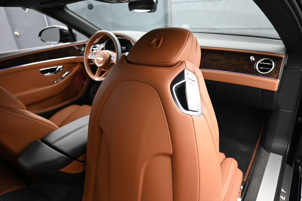 Used 2026 Bentley Continental GT AWD/4WD image 23