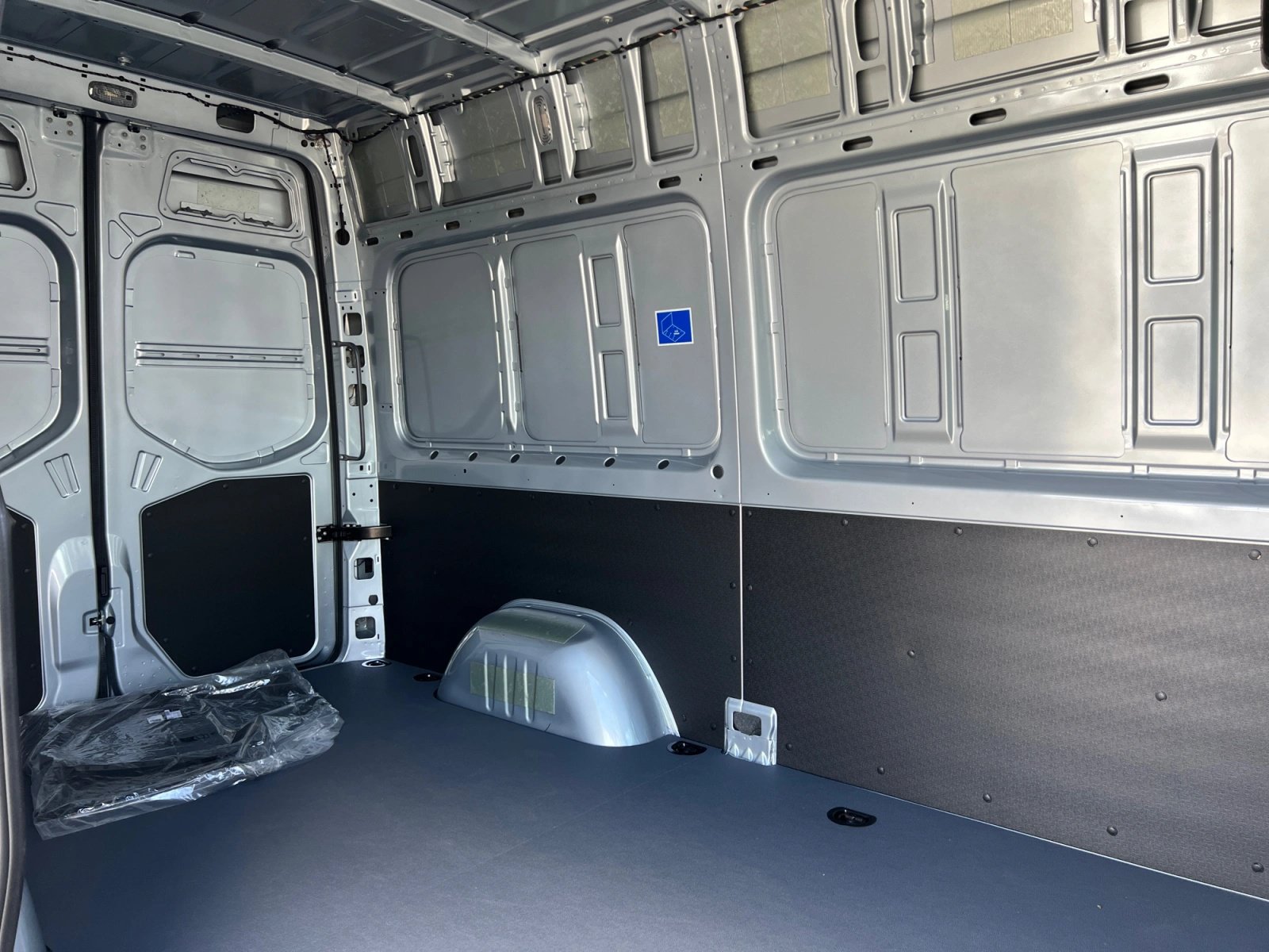 New 2026 Mercedes-Benz Sprinter 2500 image 17